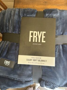 FRYE Plush Silky Soft Blanket - Navy Blue